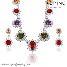 Fashion Luxury Rhodium Flower -Shaped CZ Diamond Jewelry Set for Wedding 62949